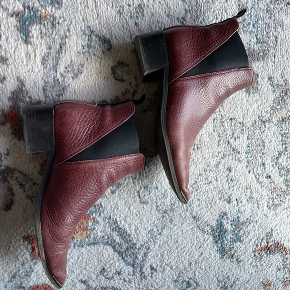💜 Acne Jensen pebbled leather booties - Picture 2 of 6
